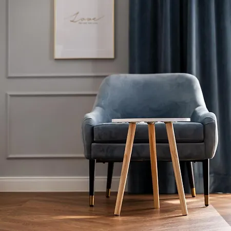 - Swan - 44 아파트 *