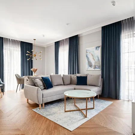 - Swan - 44 아파트 슈비노우이스쳬