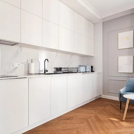 아파트 - Swan - 44 슈비노우이스쳬