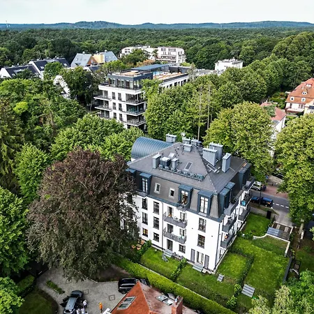 - Swan - 44 아파트 *